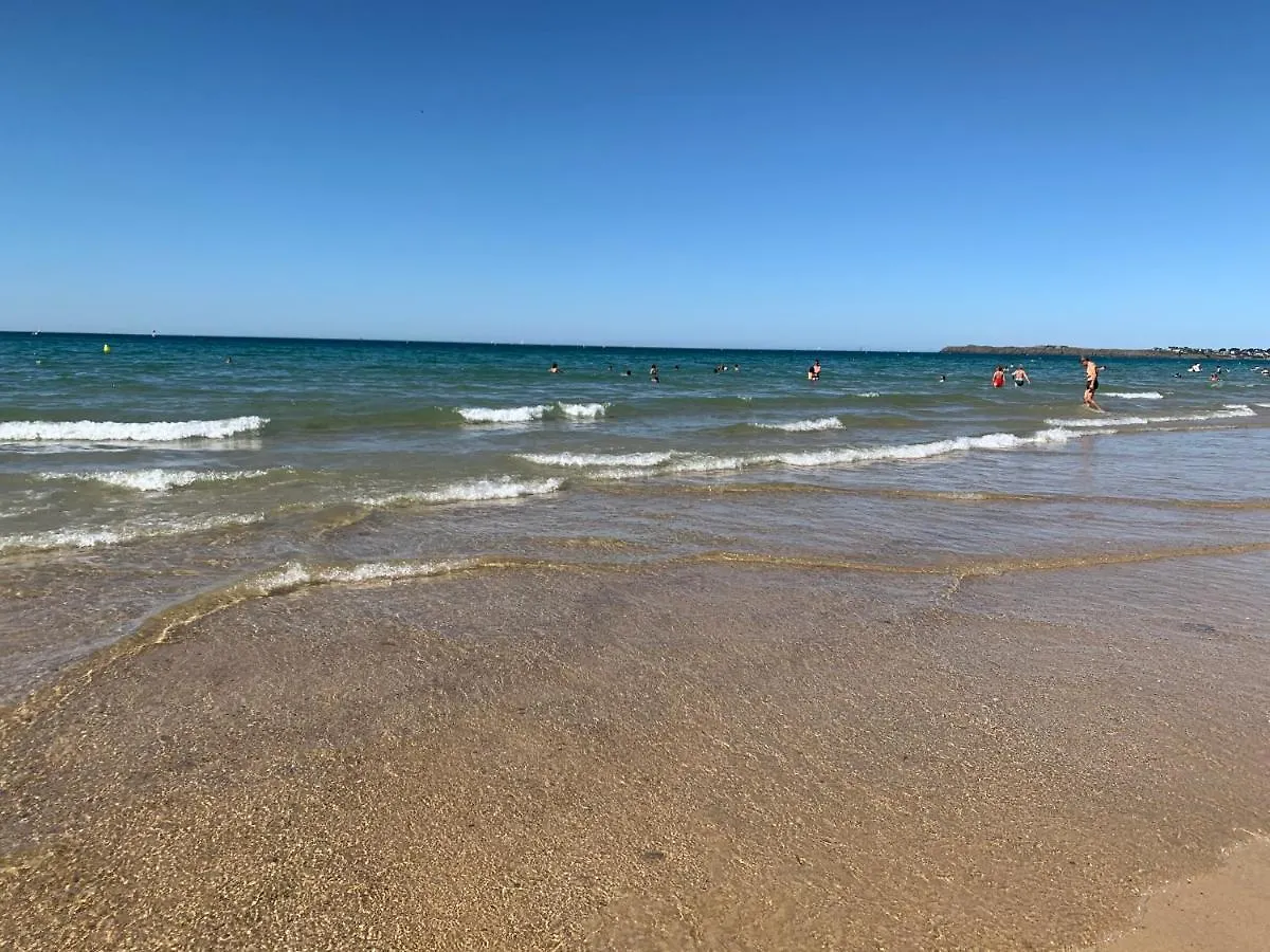 Hotel Kyriad Saint Malo Centre Plage  Saint-Malo