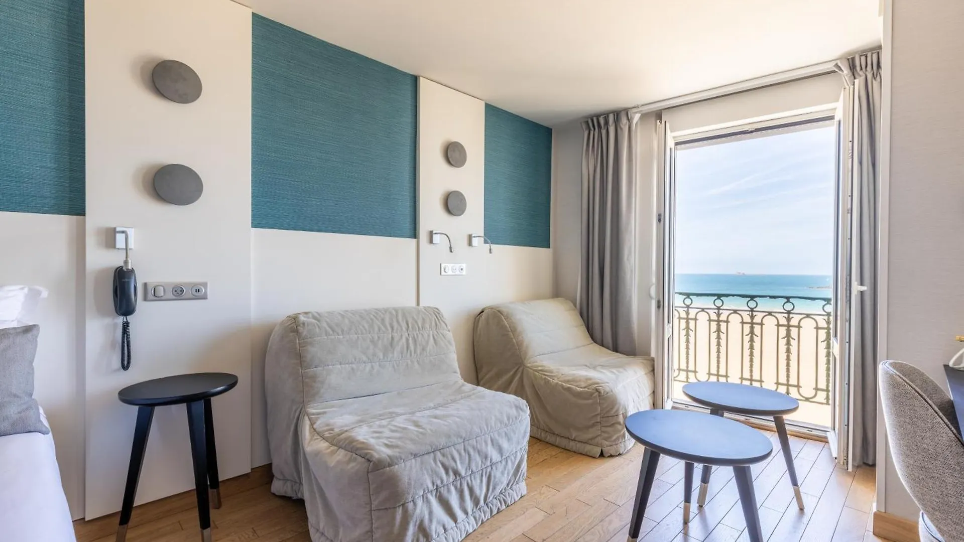 ***  Hotel Kyriad Saint Malo Centre Plage France